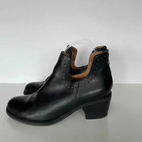 MIZ Mooz Nicole Ankle Booties Leather Studded Black 6.5 - Picture 2 of 9